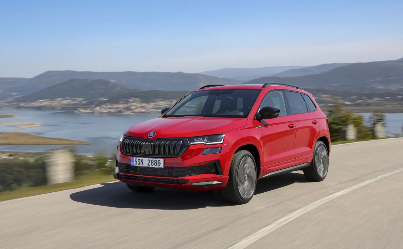 skoda-karoq-37470032.jpg