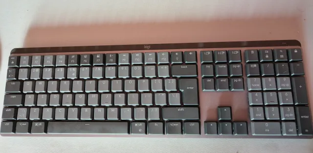 Logitech przedstawia nową klawi]aturę dla profesjonalistów. Oto MX Mechanical [TESTUJEMY