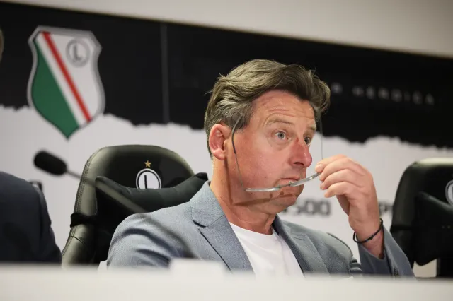 Oficjalnie! Kosta Runjaic trenerem Legii Warszawa