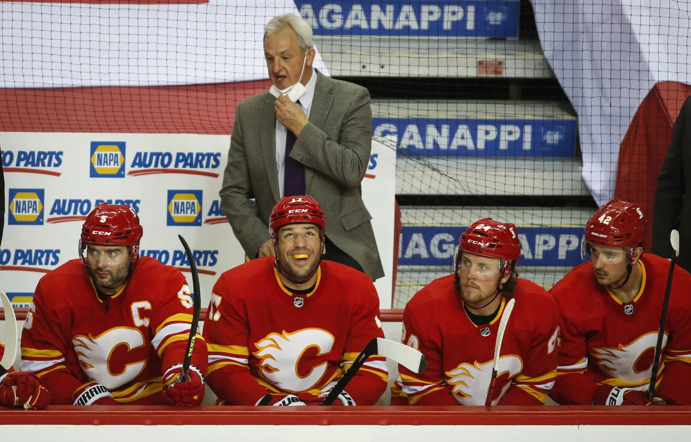 NHL. Darryl Sutter z nagrodą najlepszego trenera po 20 latach pracy