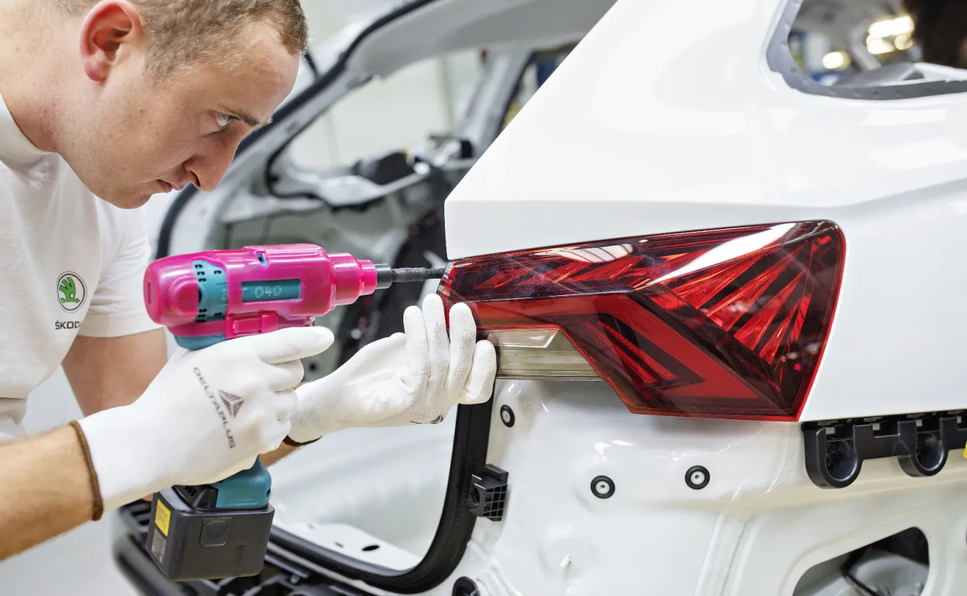 12782649-skoda-octavia.jpg