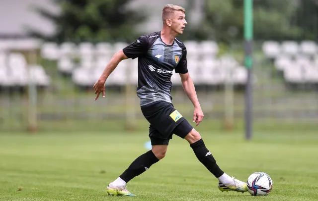 Trojak, Deja i Szulc zadebiutowali w Koronie. Sparing z Termaliką na remis