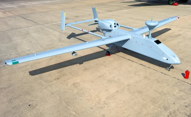 "Próbował znaleźć miejsce do ostrzału". Ukraińcy zestrzelili jeden z najdroższych dronów Rosji