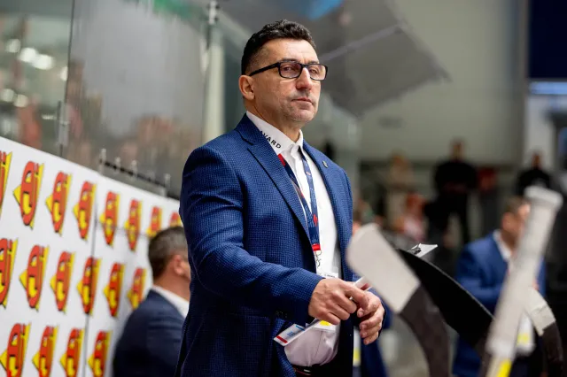 Robert Kalaber pozostanie trenerem hokejowej reprezentacji Polski