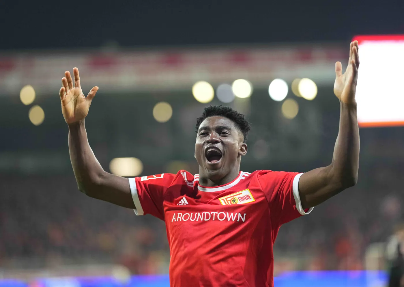Rekordowy transfer Nottingham Forest. Taiwo Awoniyi przenosi się na Wyspy