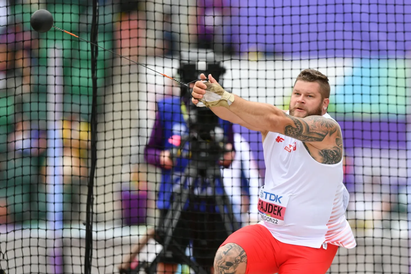 Pięknie! Fajdek mistrzem świata! Nowicki wicemistrzem