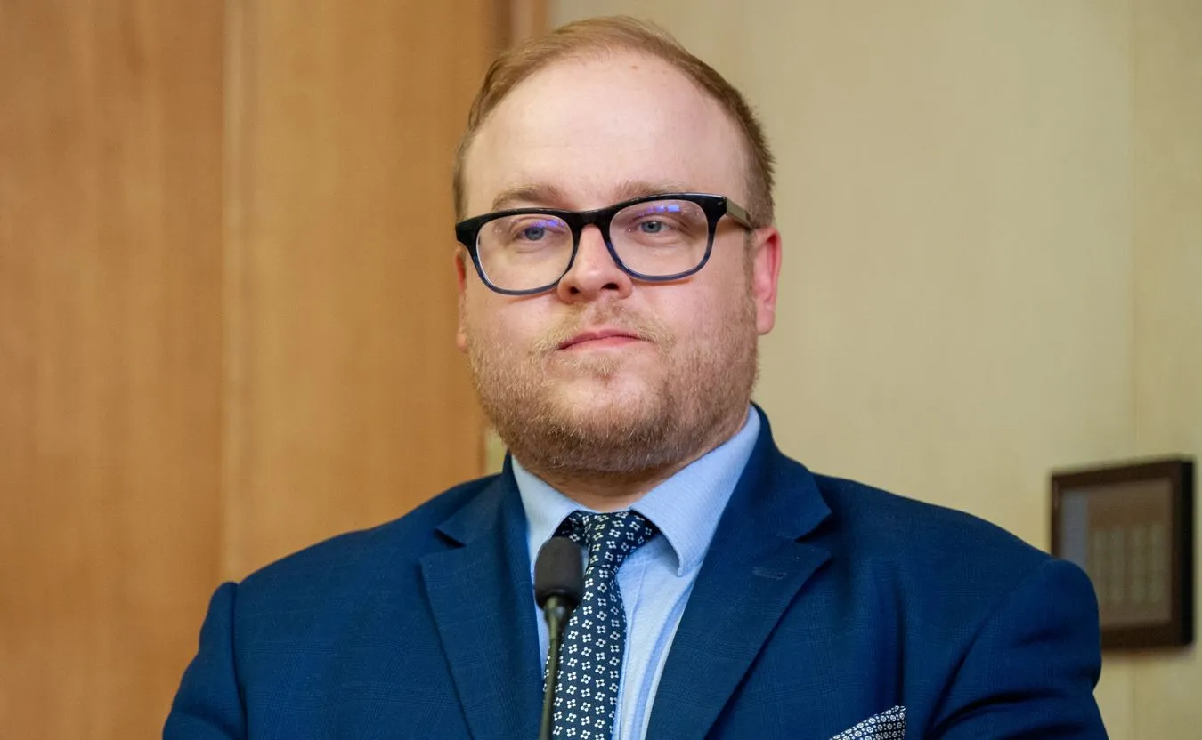 Rzecznik MSZ o wypadku autokaru: Czworo polskich turystów musi być hospitalizowanych