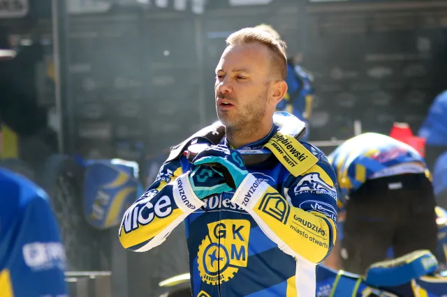 Nicki Pedersen w reality show pokaże życie prywatne z partnerką i trójką dzieci