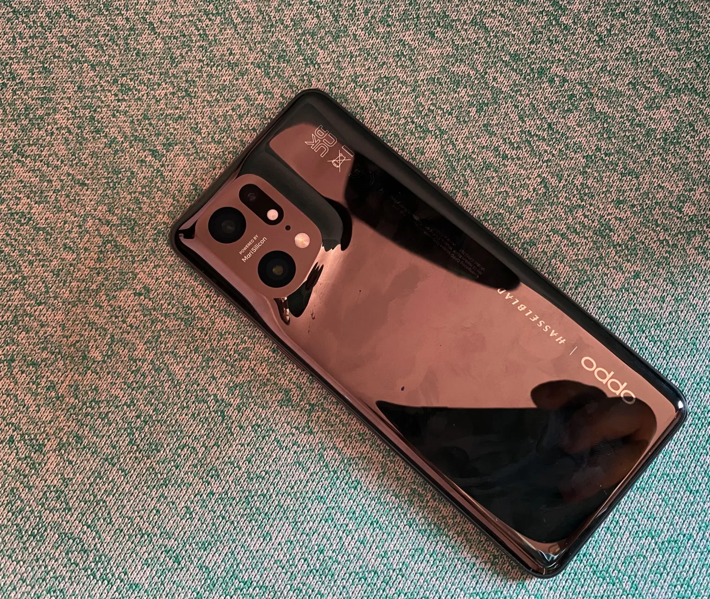 Oppo Find x5 Pro - smartfon, który uwielbia nocne zdjęcia [RECENZJA]