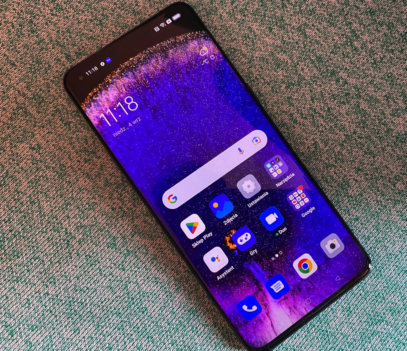 oppo-x5-pro-37550482.jpg
