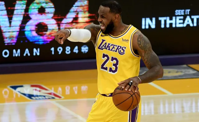 Liga NBA. LeBron James ustalił warunki przedłużenia kontraktu