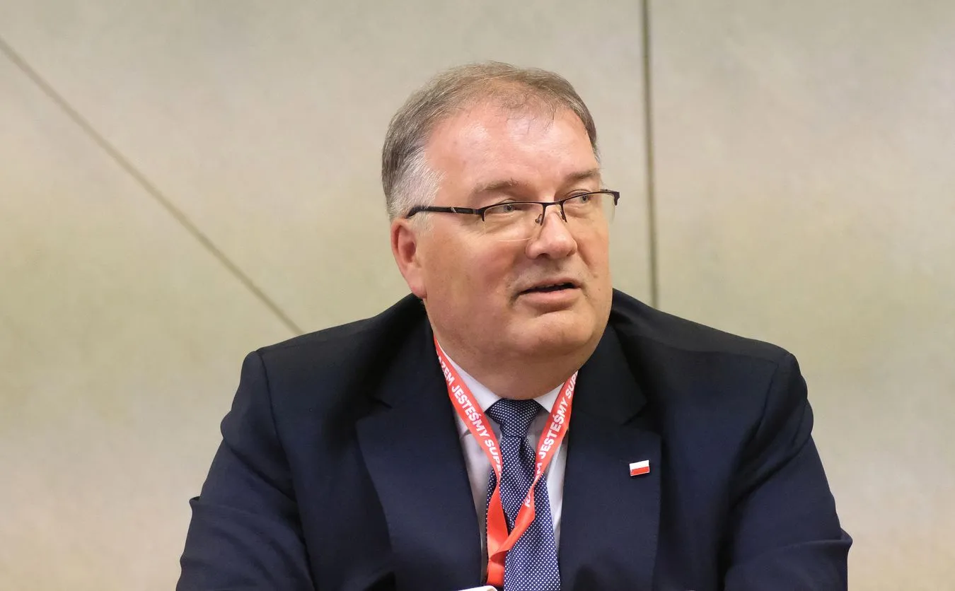 Dera o Tusku: Niech jedzie do Brukseli, niech poprosi o jakieś stanowisko...