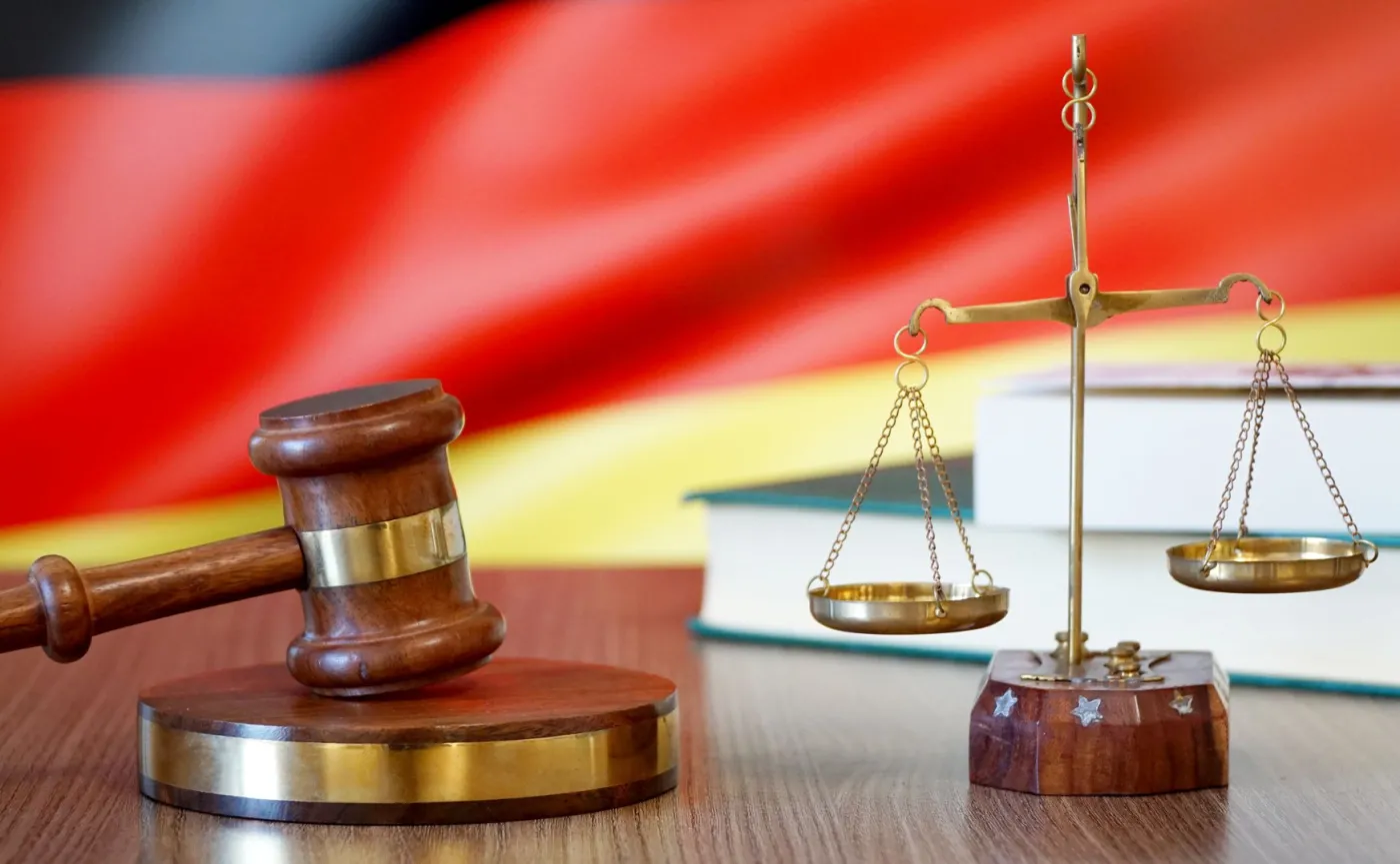 Wjechał celowo w przechodniów i zabił kilka osób. Niemiecki sąd wydał WYROK