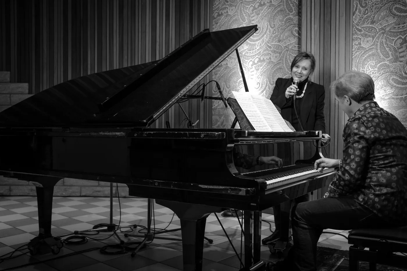 Vaya Con Dios powraca z nową wersją "What's A Woman"