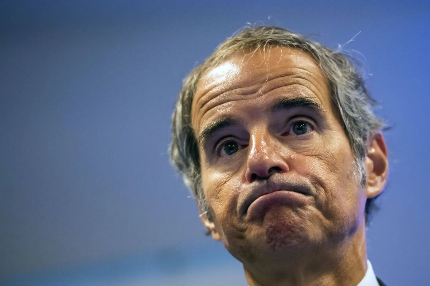 Putin dekretem przejmuje elektrownię. Szef MAEA informuje o pilnym wyjeździe do Kijowa