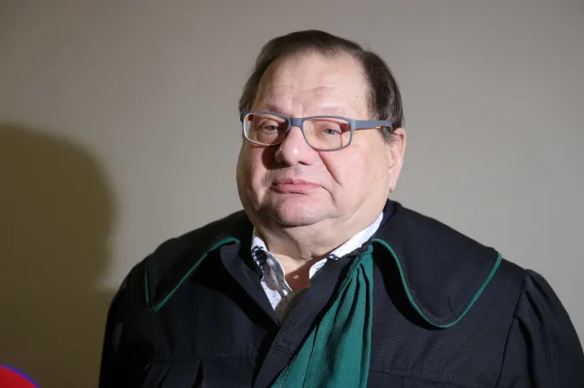 Lewica bierze się za rozliczanie PiS. W zespole prawników Ryszard Kalisz i Danuta Waniek