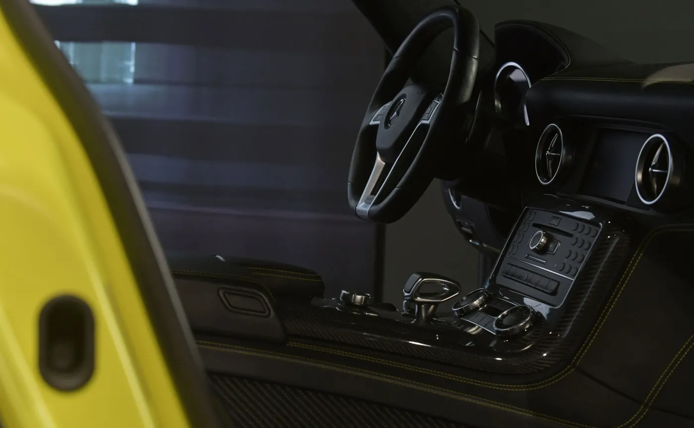 mercedes-amg-37570359.jpg