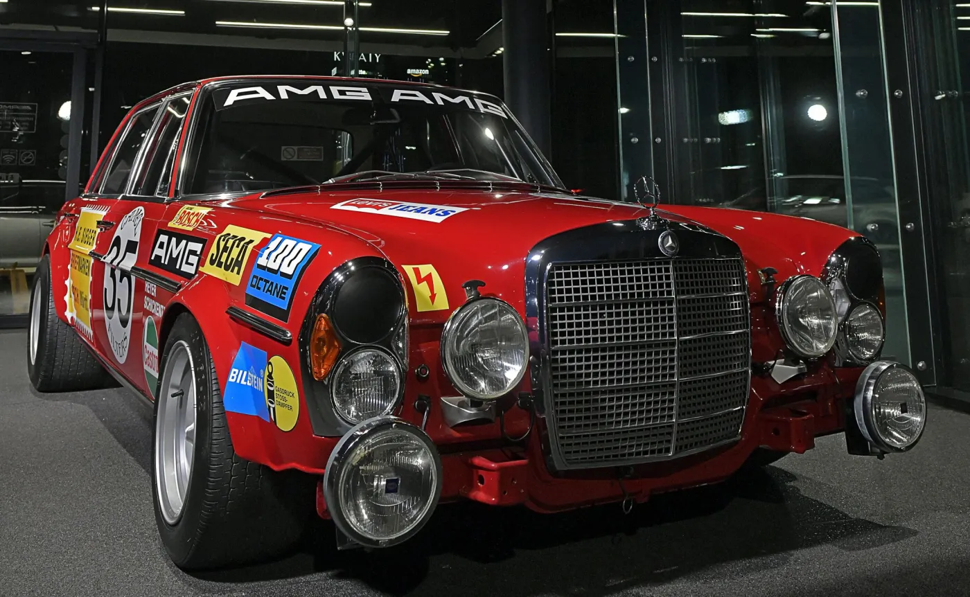 mercedes-amg-37570505.jpg