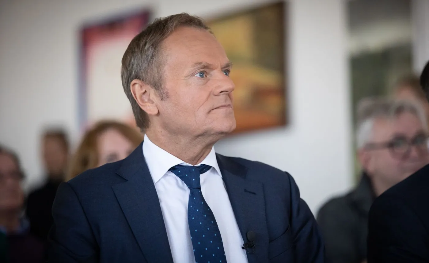Tusk o słowach Glapińskiego: Gdybym miał odnosić się do wszystkich obelg, niczego innego bym nie robił
