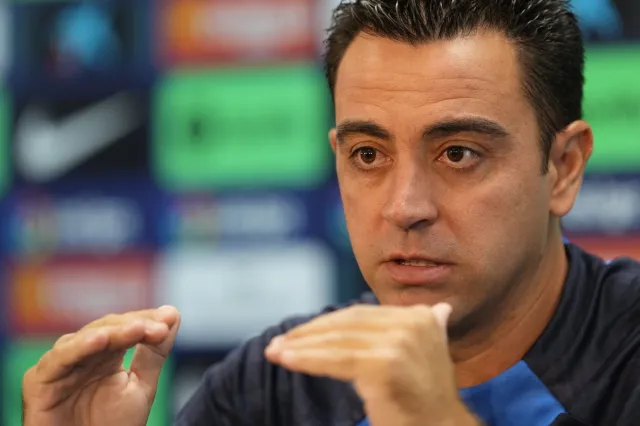 Xavi odejdzie? Trener Barcelony mówi, kiedy tak się stanie