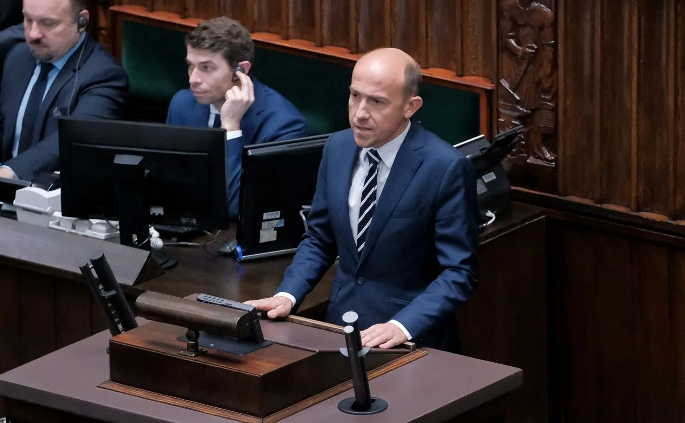 Budka: Kaczyński zaczyna bawić się w sędziego