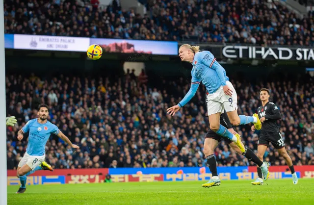 Haaland zaczął mecz na ławce. Wszedł i uratował Man City trzy punkty