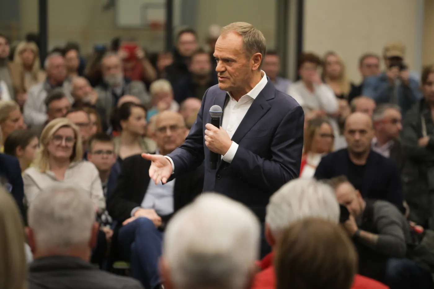 Starcie Tuska z nastolatkiem. Już wiadomo kim jest. Interesowała się nim ABW...