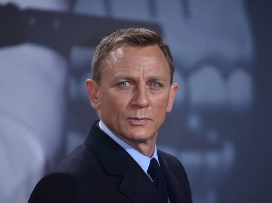 Można to pokochać: Daniel Craig tańczy w reklamie polskiej wódki. WIDEO