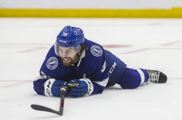 Szósta z rzędu porażka Ducks. Gorsi od nich są tylko Canucks [WIDEO]