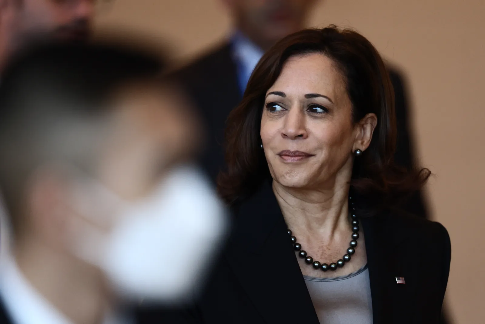 Kamala Harris spotkała się z Xi Jinpingiem. 