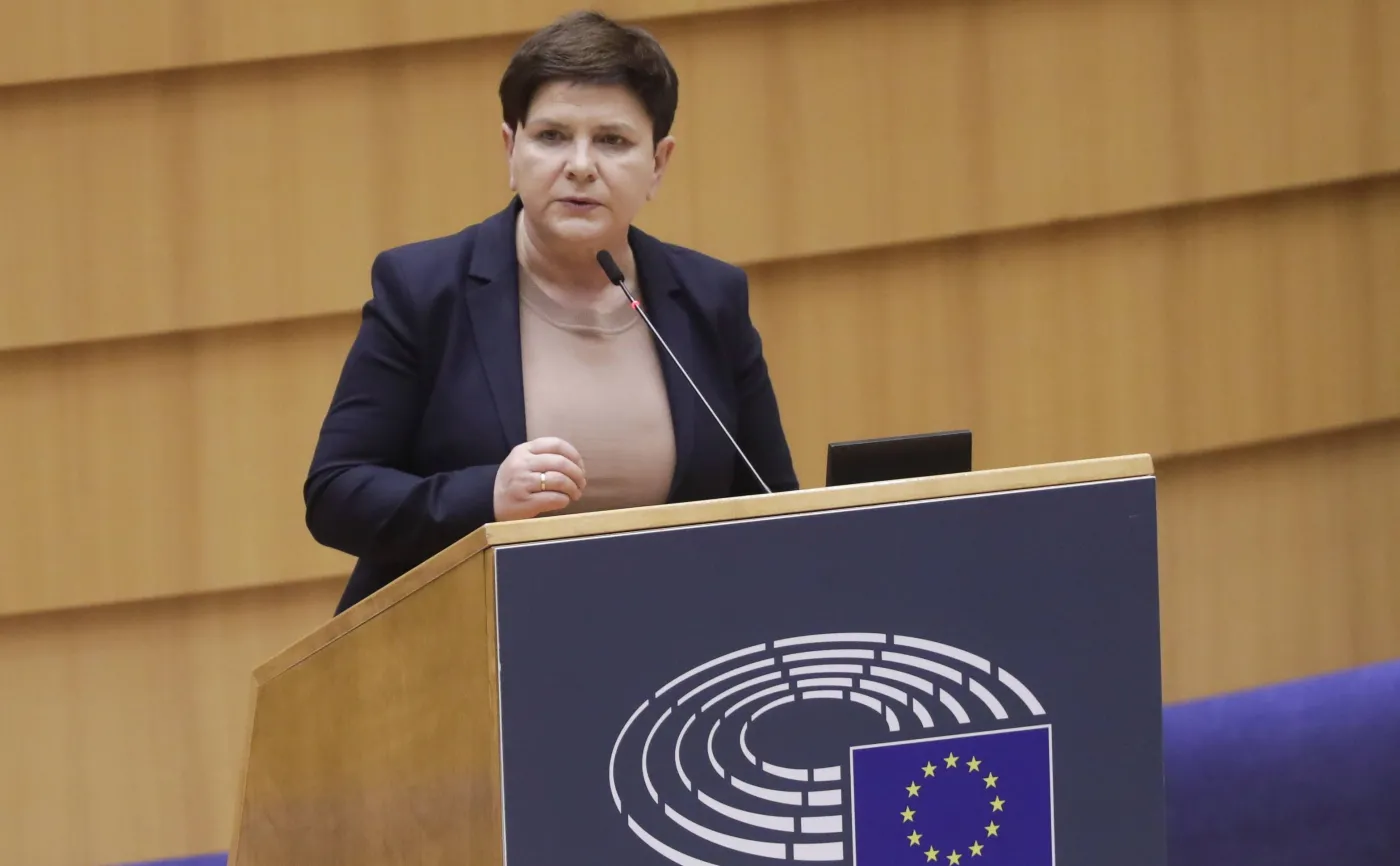 Szydło w Brukseli: Warto by zapytać, co Macron miał na myśli