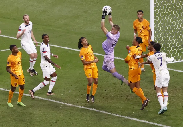 Holandia w 1/4 finału! Świetny mecz "Oranje" z USA