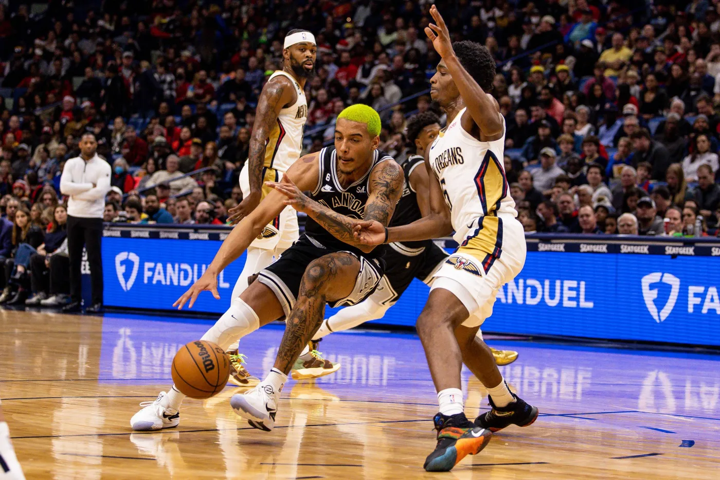 13 punktów Sochana. Spurs przedostatnią drużyną w Konferencji Zachodniej [WIDEO]