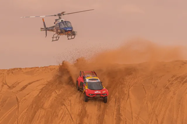 Rajd Dakar: Czwarte z rzędu zwycięstwo Loeba, Baciuska lepszy od Goczała