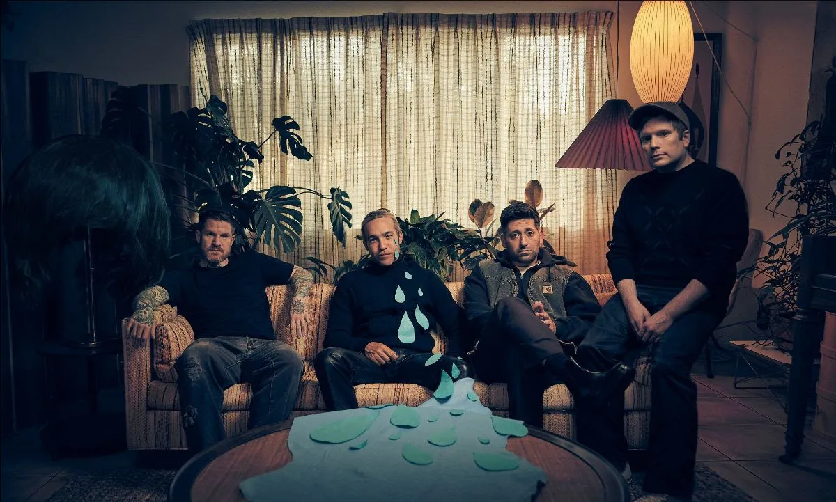 Fall Out Boy powrócili z singlem "Love From The Other Side"