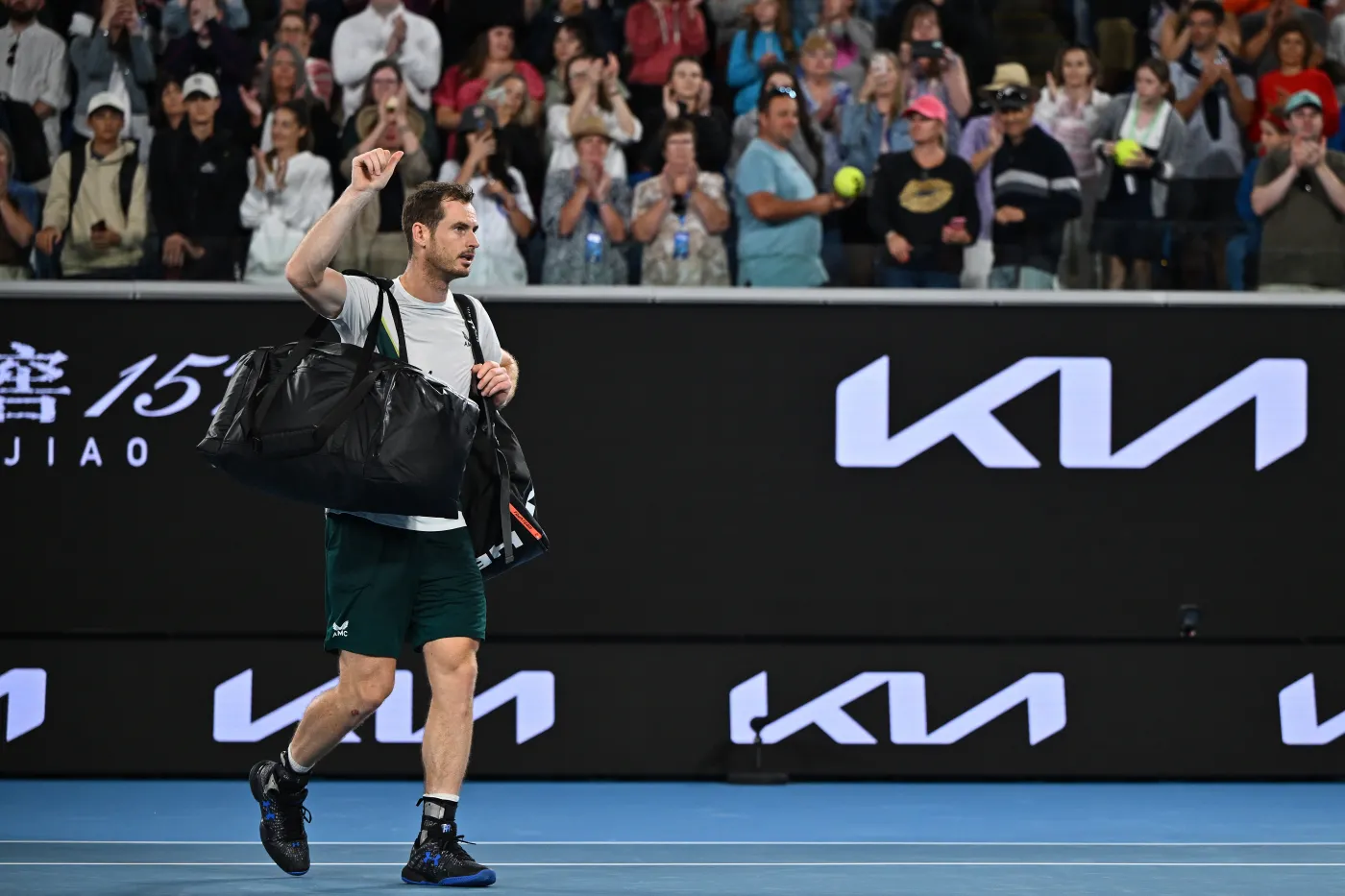 Andy Murray w 3. rundzie pożegnał się z Australian Open [WIDEO]