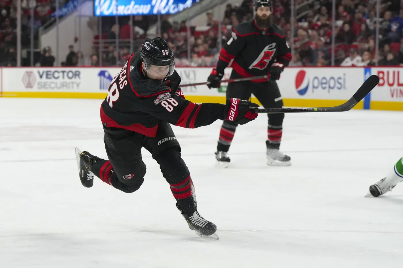 Vancouver Canucks - Carolina Hurricanes