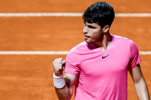 Zwycięski powrót na kort Carlosa Alcaraza