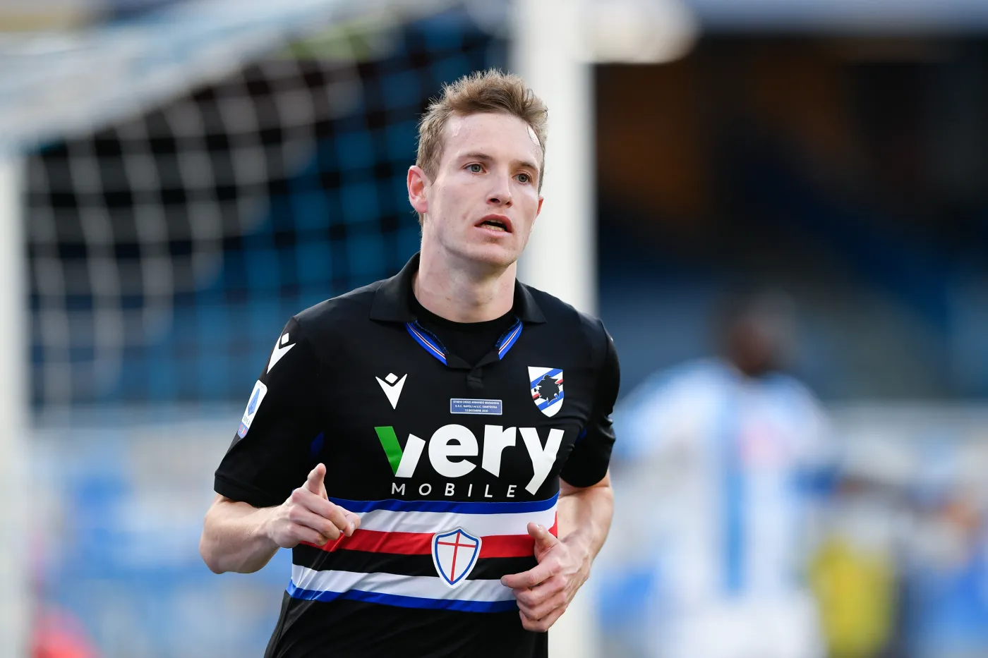 Dlaczego futbol nienawidzi gejów? [FELIETON]