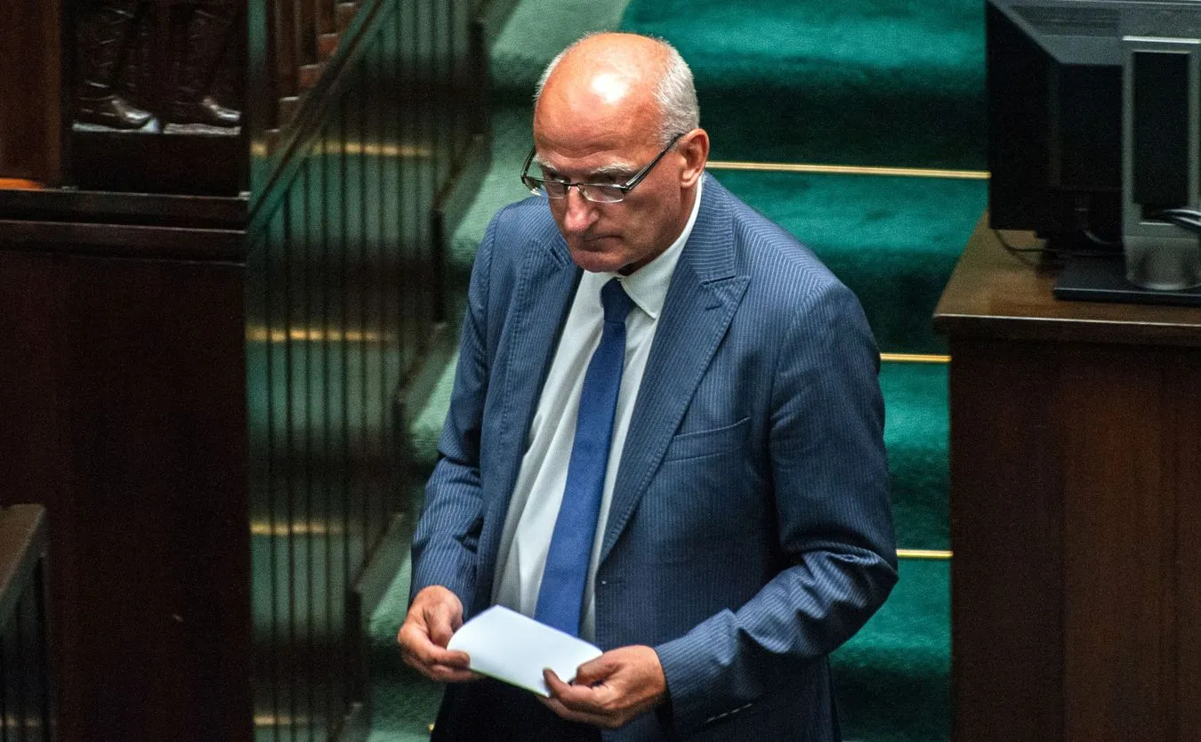 Poseł PiS chwali się zaradnością: Wyobrażam sobie przeżycie za 1,6 tys. zł brutto miesięcznie