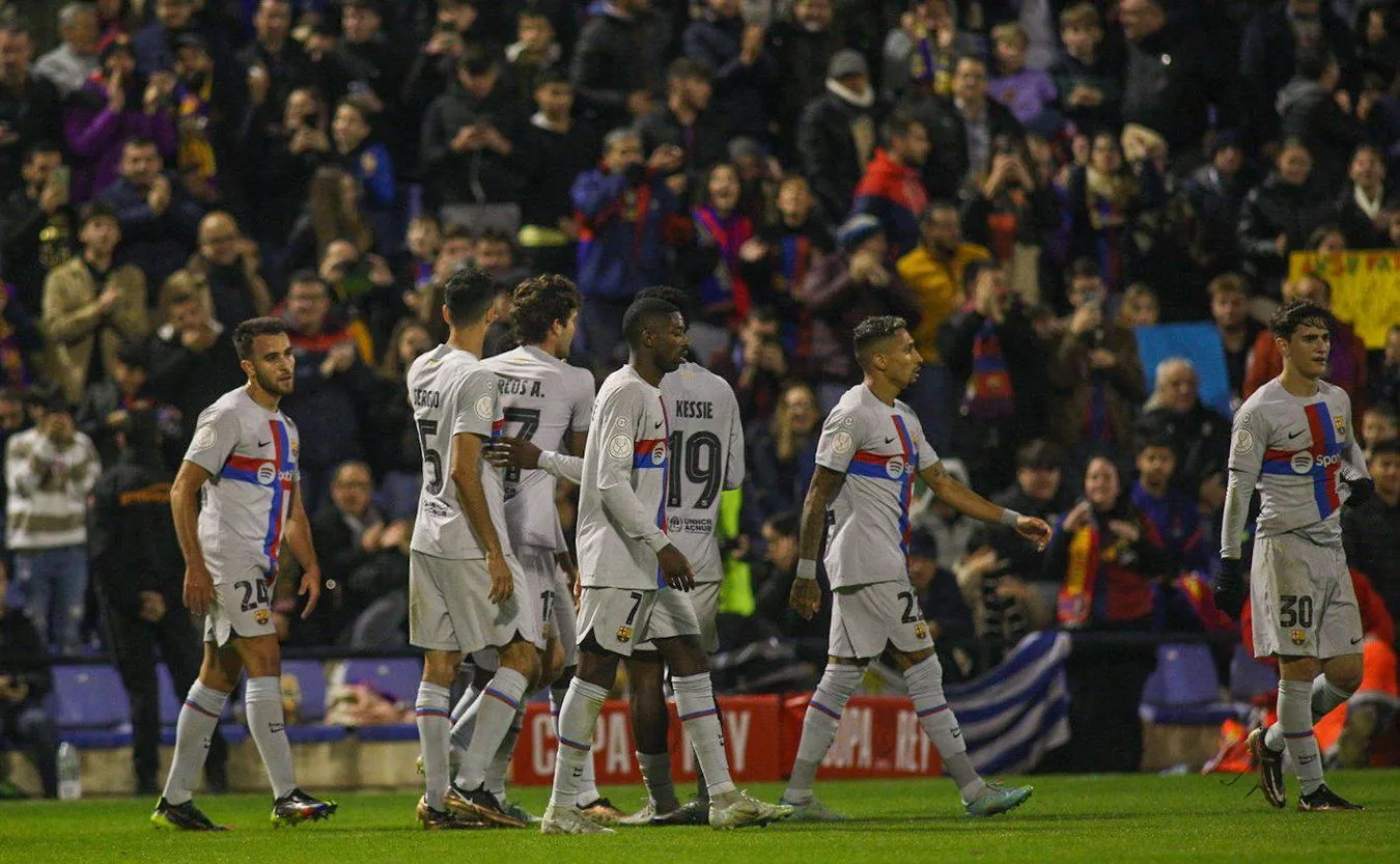 Piłkarski weekend w Europie. Hity w Mediolanie i Madrycie