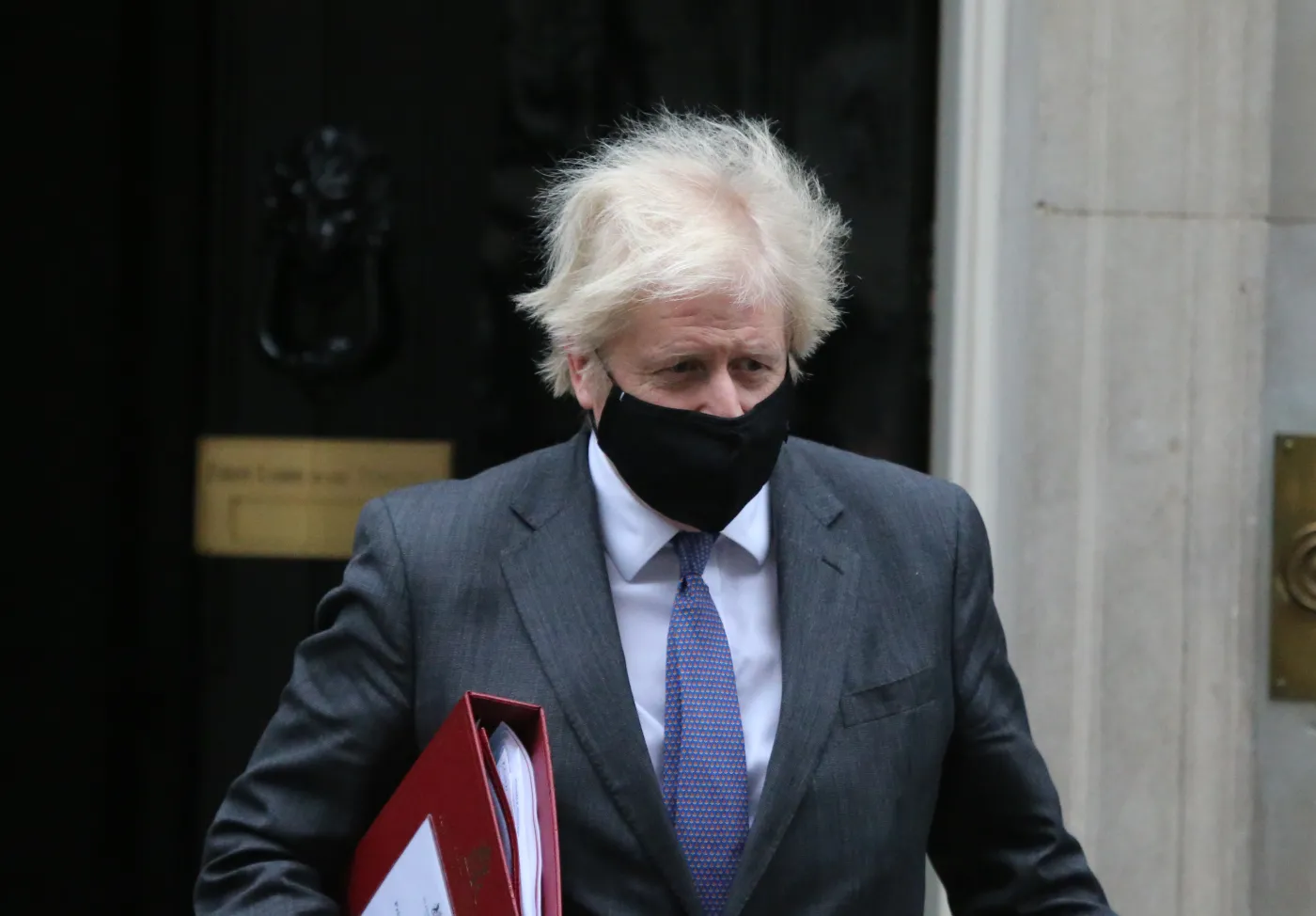 Johnson okłamał parlament ws. imprez w swojej rezydencji? WSTĘPNY RAPORT