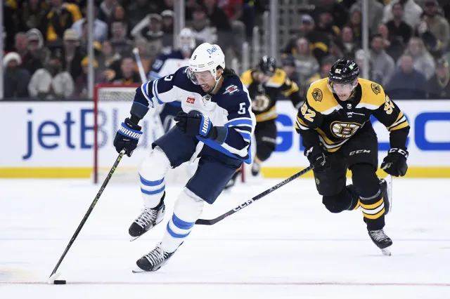 800. mecz Brendena Dillona w lidze NHL. Flames zakończyli serię porażek