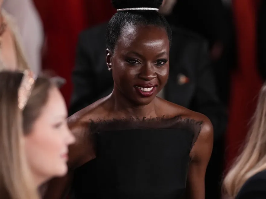 "Jej należy się Oscar za fryzurę!". Niesamowita konstrukcja na głowie Danai Gurriry [FOTO]