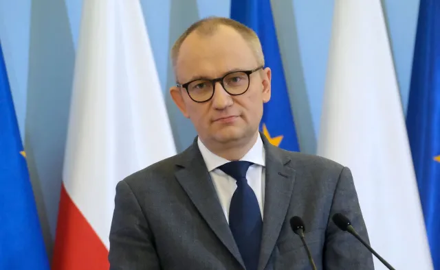 "PO i Lewica licytują się w antypapieskim tańcu". Poboży: Zaplanowana akcja