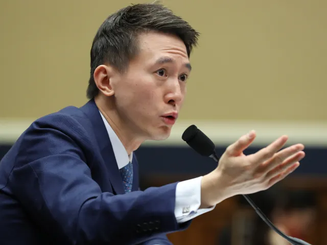 Konflikt USA z TikTokiem. Unia kibicuje, Polska przygląda się z boku