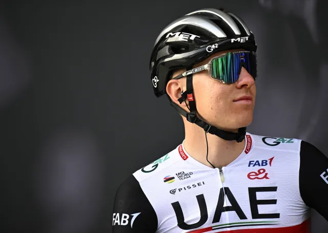 Tadej Pogacar już po operacji nadgarstka. Kolarz ucierpiał w krasie