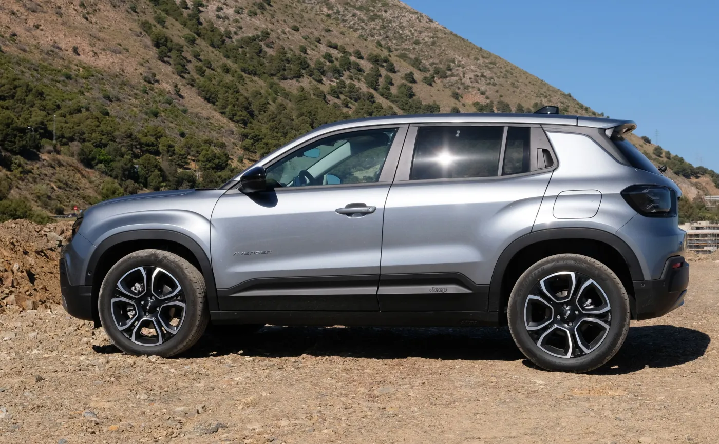 jeep-avenger-37783897.jpg