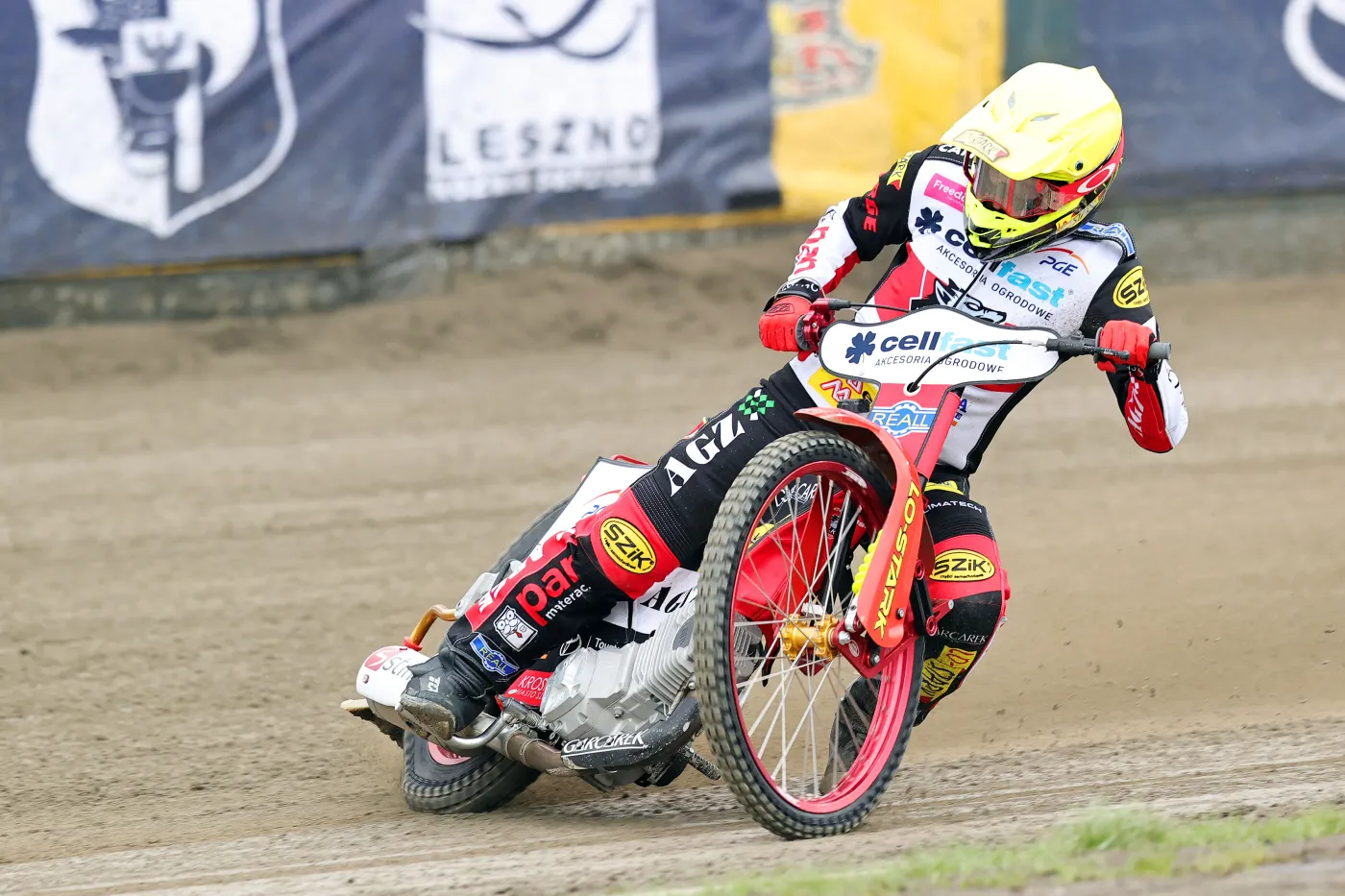 Milik i Lebiediew postawili kropkę nad historycznym zwycięstwem