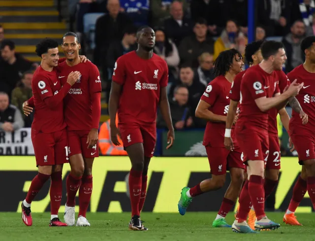 Liverpool rozstaje się z doświadczonymi piłkarzami